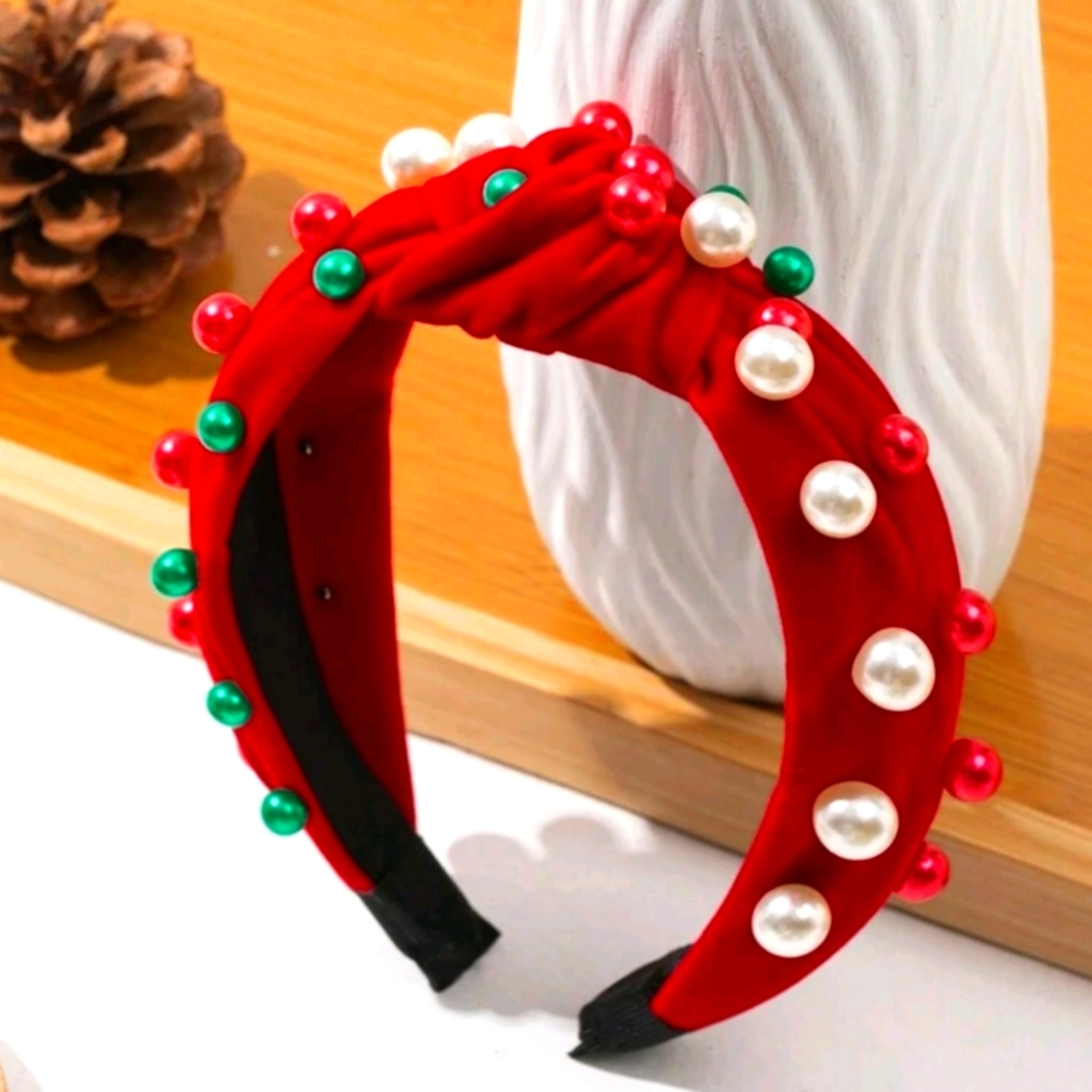 Christmas headband with multicolored pearls